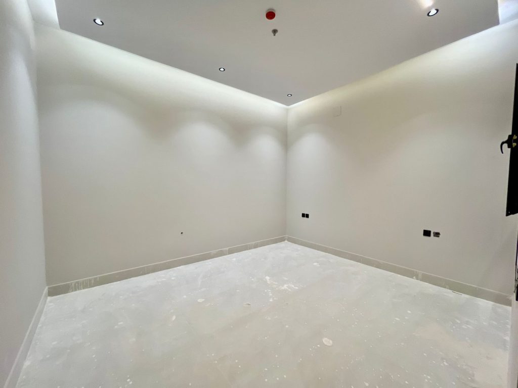 WhatsApp Image 2025-10-07 at 8.20.58 PM (1)